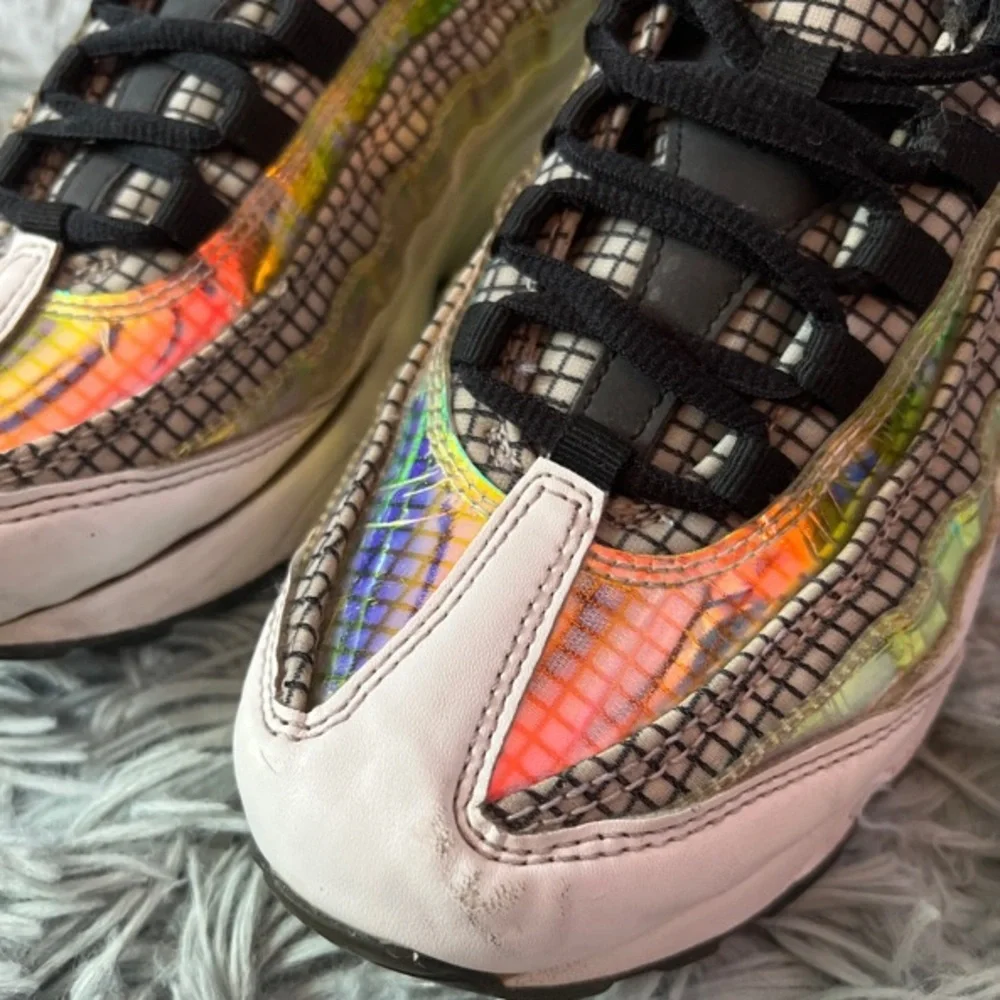 Nike Air Max 95 LV8 Shoes
